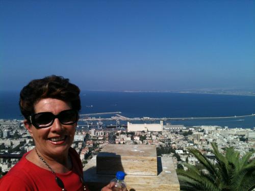 Neusa em Haifa.