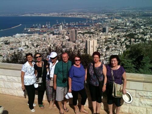 Foto desde os jardins dos Bahai em Haifa.