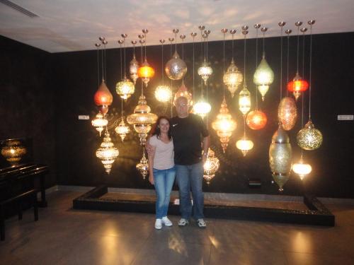 Ivania e Larri no hotel do Panamá.