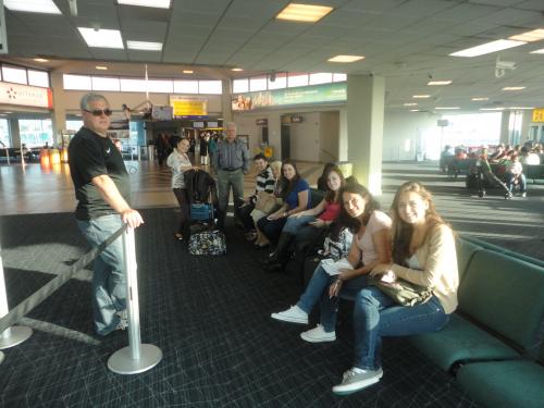 Grupo no aeroporto do Panamá a caminho de Las Vegas.