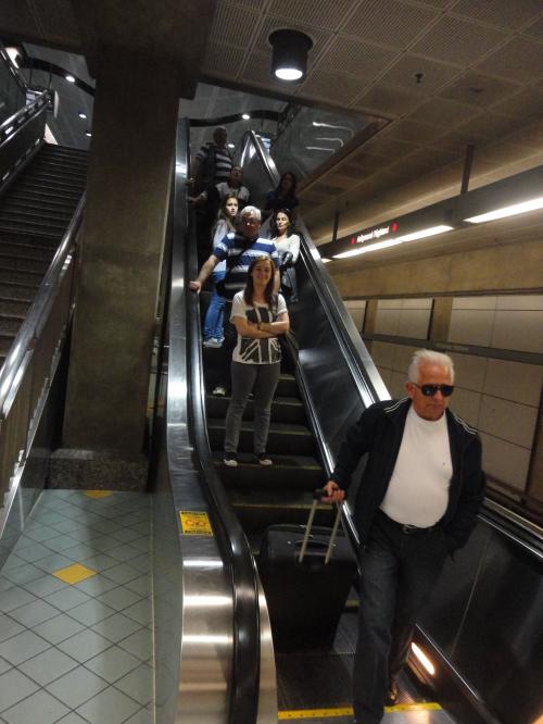 Dia de passear de metrô...