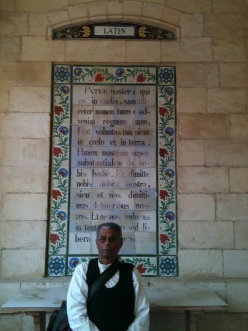 Na Igreja do Pai Nosso.