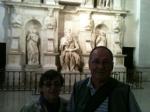 Em Roma, visitando o Moisés de Michelangelo.