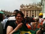 Na Praça de São Pedro, em Roma, aguardando a bênção do Papa Francisco.