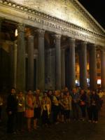 Visita ao Pantheon, pelas ruas de Roma.