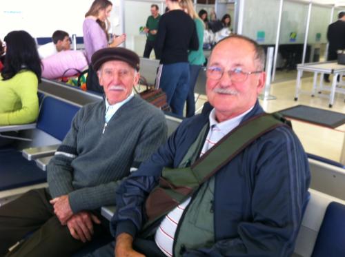 No aeroporto de Porto Alegre.