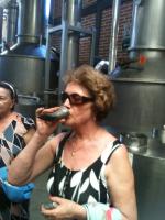 Provando a Tequila de 55º de graduação alcoólica.