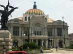 O Palácio Nacional de Belas Artes.