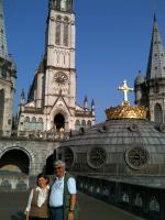 No Santuário de N. Sra. de Lourdes.