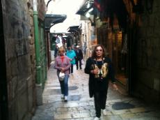 Durante nossa caminhada na Via Dolorosa