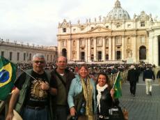 Chegando na Praça de São Pedro para a bênção do Papa