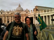 Chegando na Praça de São Pedro para a bênção do Papa