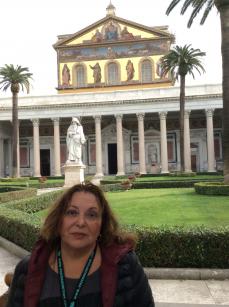 Na visita à Basïlica de São Paulo, em Roma