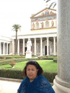 Na visita à Basïlica de São Paulo, em Roma
