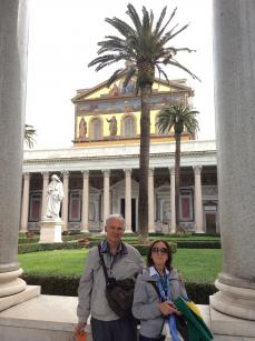 Na visita à Basïlica de São Paulo, em Roma