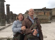 Visitando as ruínas da cidade de Pompéia