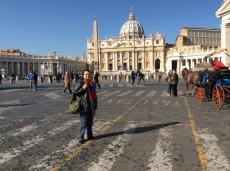 Durante visita à Basílica de São Pedro, em Roma (Vaticano)