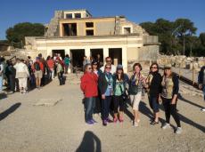 Nas ruínas do Palácio do Rei Minos na Ilha de Creta