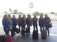 Grupo no Aeroporto Tom Jobin no Rio de Janeiro