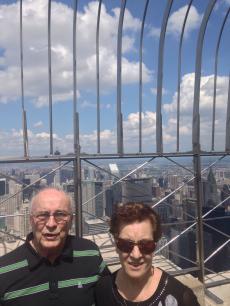 No topo do Empire State. 