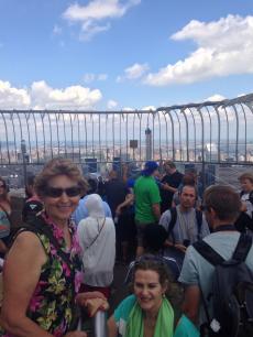 No topo do Empire State. 