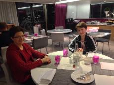 Nosso jantar no hotel de Paris. 