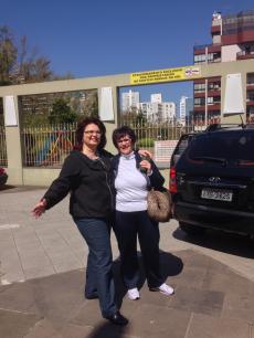 Marisa e Olga na saída, em Caxias do Sul.