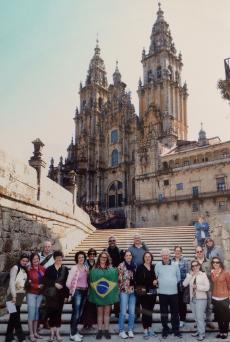 Foto oficial do grupo em Santiago de Compostela