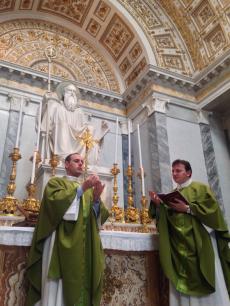 Missa com o Pe. Ezequiel e o Pe. Volnei, na Basílica de São Paulo. 