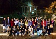 Passeio noturno em Jerusalém,com o Menorah. 