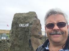 ... e do outro lado, da mesma pedra é a Inglaterra