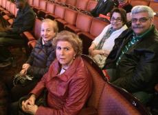Aguardando para assistir ao musical Mamma Mia