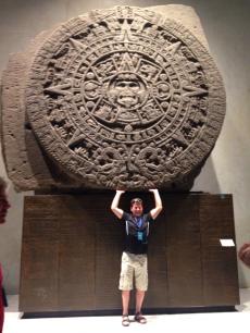 Visitando o Museu de Antropologia. 