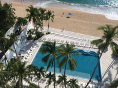 Vista da sacada de nosso apartamento em Acapulco