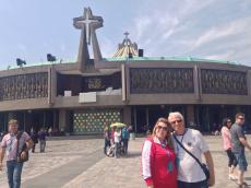 Visitando a Basílica de Nossa Senhora de Guadalupe. 