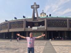 Visitando a Basílica de Nossa Senhora de Guadalupe. 