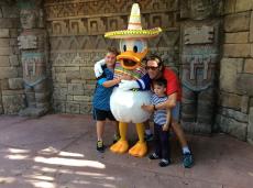 Conhecendo o Pato Donald.