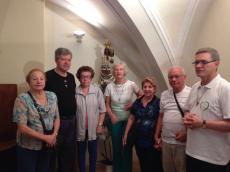Com Nossa Senhora do Loretto, protetora dos aviadores.