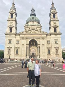 Na Basílica de São Estévão, em Budapeste. 