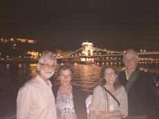 Passeio noturno em Budapeste. 