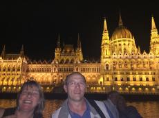 Passeio noturno em Budapeste. 