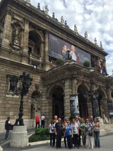 Visitando a Ópera de Budapeste. 