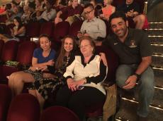 No Circo de Soleil na Broadway... Baita Show...