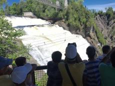 Nas Cataratas de Mont Morranci, em Quebec