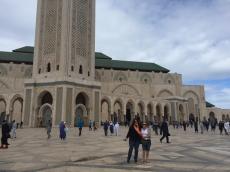 No pátio da mesquita Hassam II